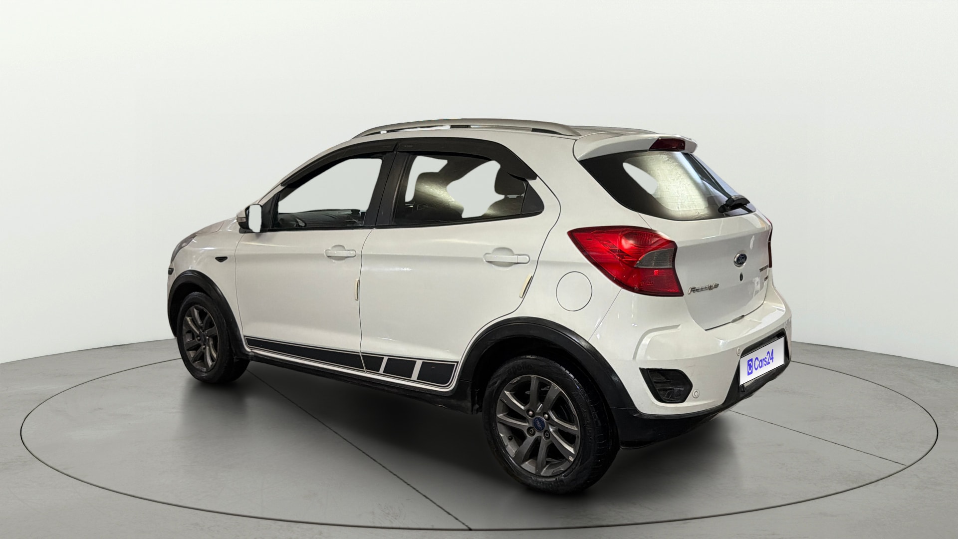 View 2018 Ford Freestyle Ambiente 1.2 Ti-VCT Image 2 Used 2018 Ford Freestyle Ambiente 1.2 Ti-VCT Image 2