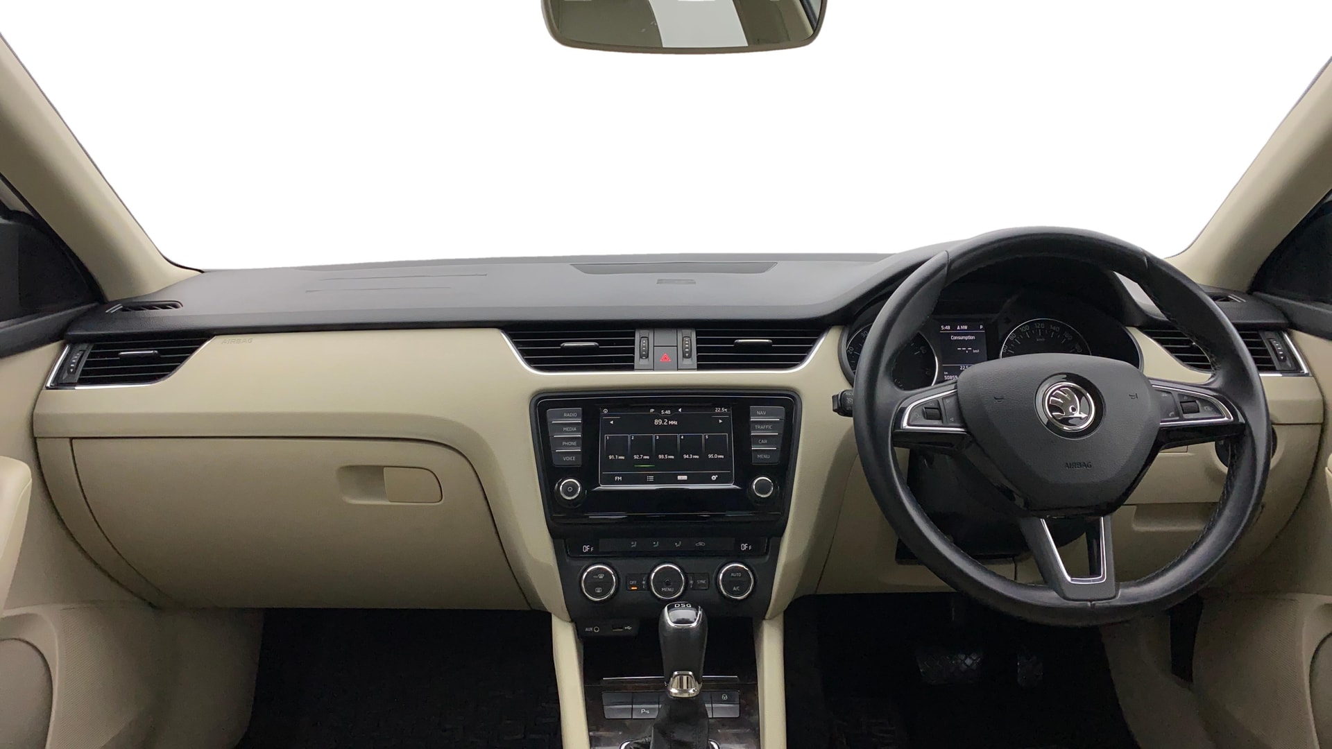 View 2017 Skoda Octavia 1.4 Style TSI MT Image 16 Used 2017 Skoda Octavia 1.4 Style TSI MT Image 16