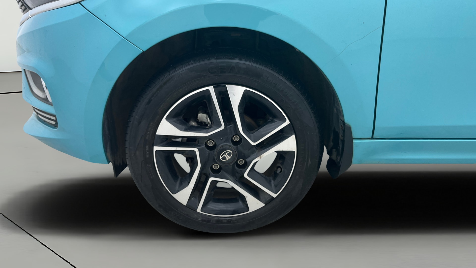 View 2025 Tata Tiago Revotorq XB Image 35 Used 2025 Tata Tiago Revotorq XB Image 35