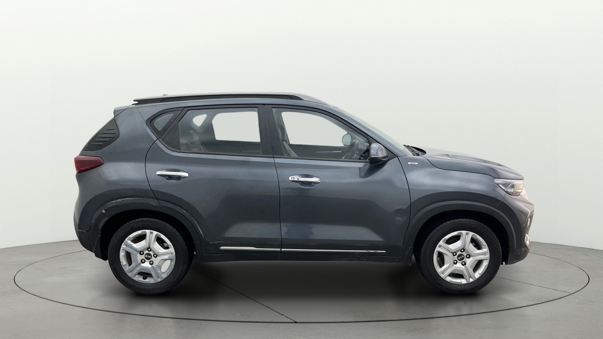 View 2021 Kia Sonet HTX iMT Petrol Image 9 Used 2021 Kia Sonet HTX iMT Petrol Image 9