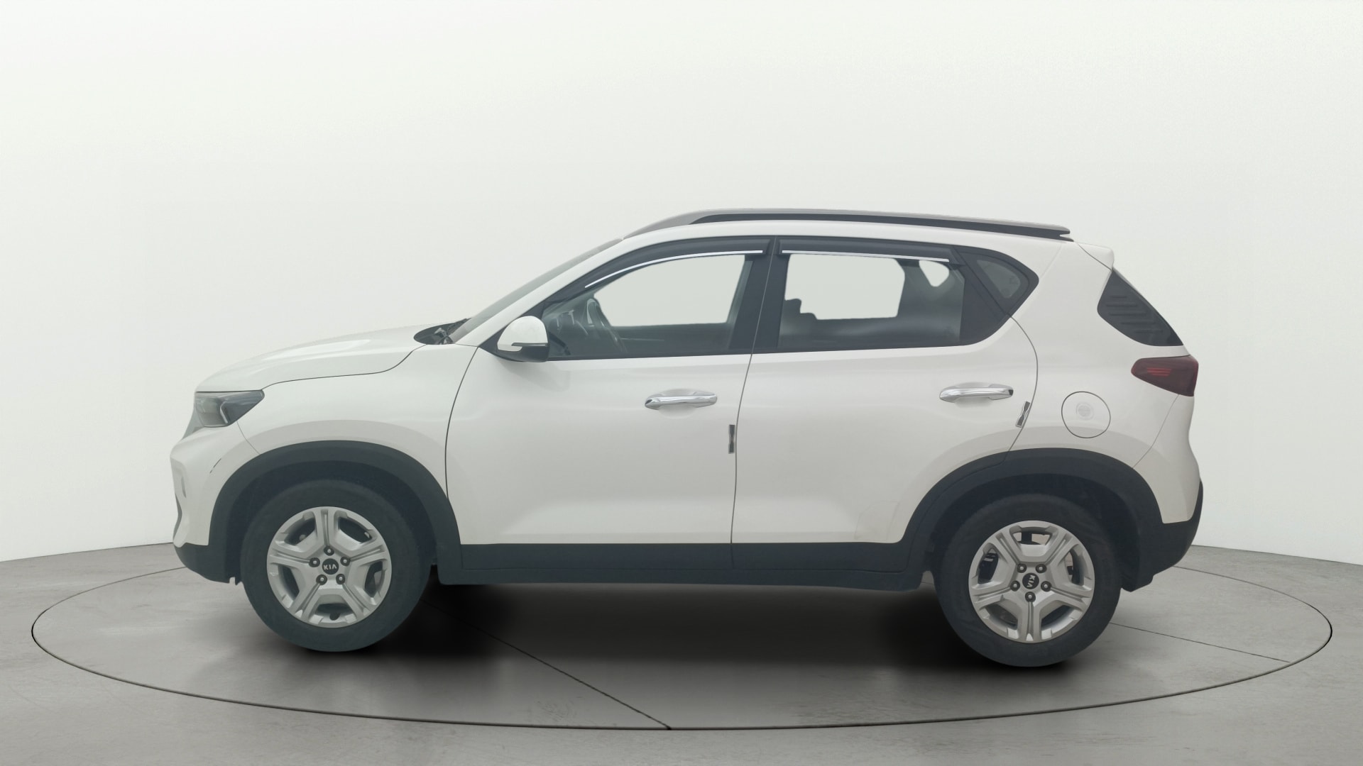 View 2021 Kia Sonet HTK Plus Petrol Image 6 Used 2021 Kia Sonet HTK Plus Petrol Image 6