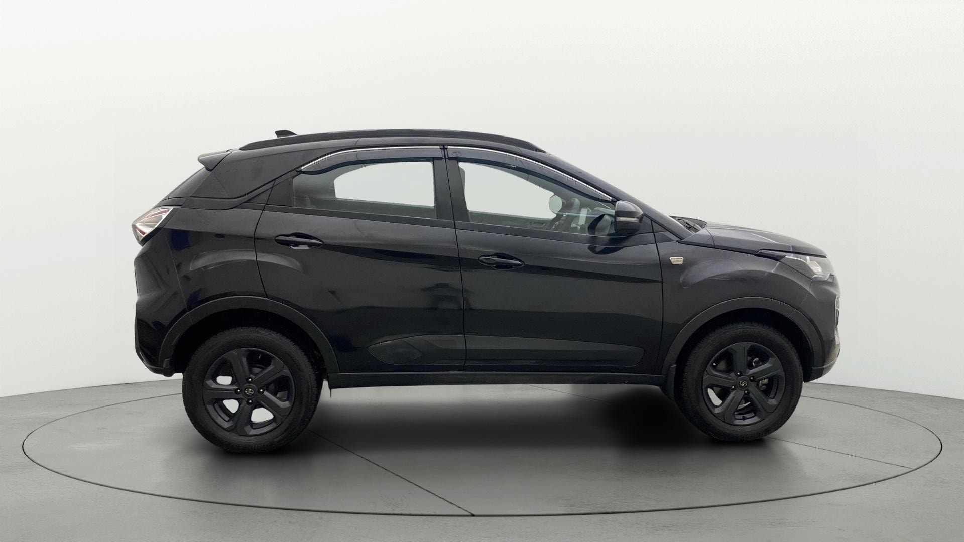 View 2022 Tata Nexon Revotron XE Image 8 Used 2022 Tata Nexon Revotron XE Image 8