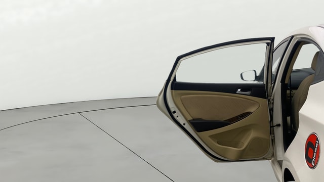 View Hyundai Fluidic Verna Image 22 Used Hyundai Fluidic Verna Image 22