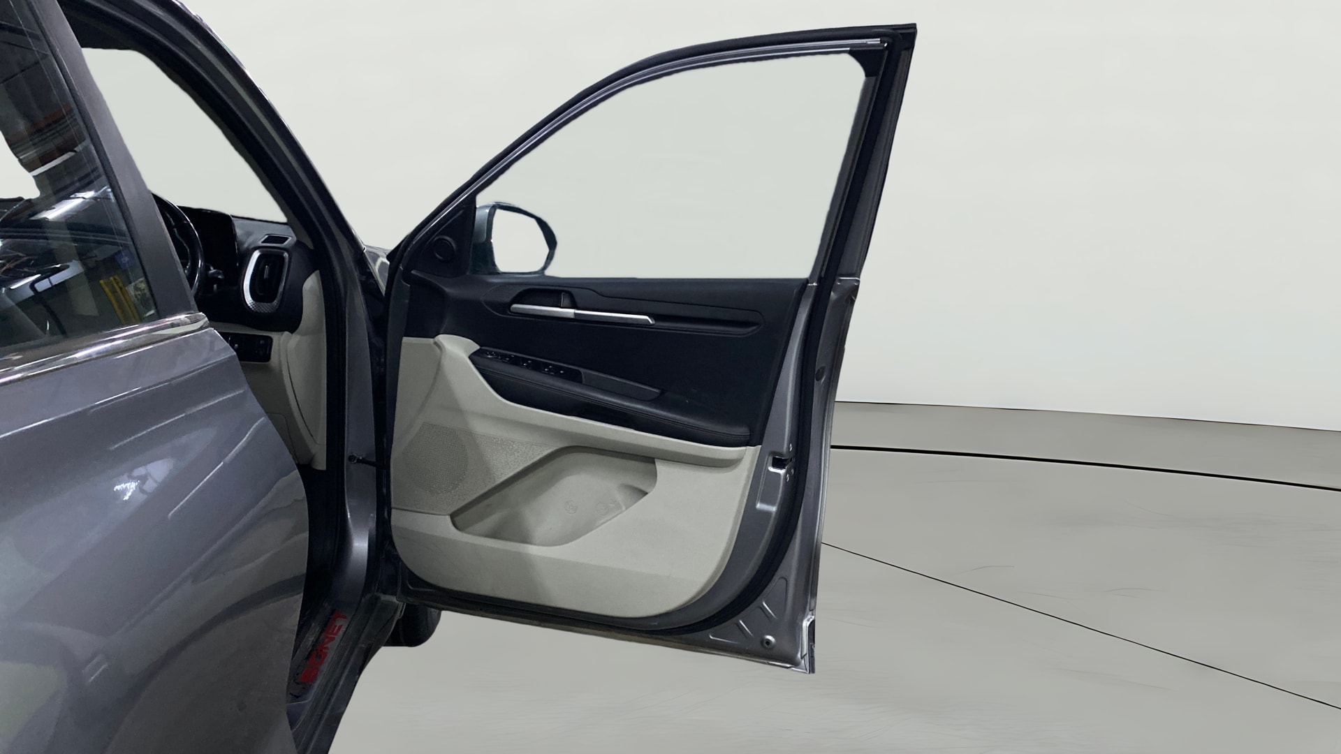 View 2022 Kia Sonet HTX Diesel Image 47 Used 2022 Kia Sonet HTX Diesel Image 47