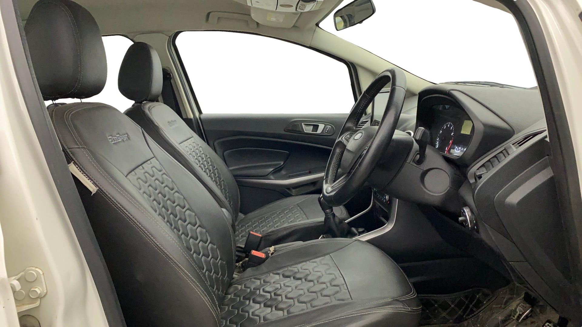 View 2019 Ford EcoSport 1.5 TDCi Diesel Ambiente BS IV Image 25 Used 2019 Ford EcoSport 1.5 TDCi Diesel Ambiente BS IV Image 25