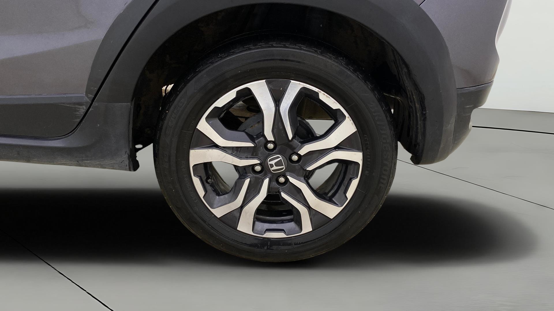 View 2019 Honda WR-V S MT Diesel Edge Edition Image 7 Used 2019 Honda WR-V S MT Diesel Edge Edition Image 7