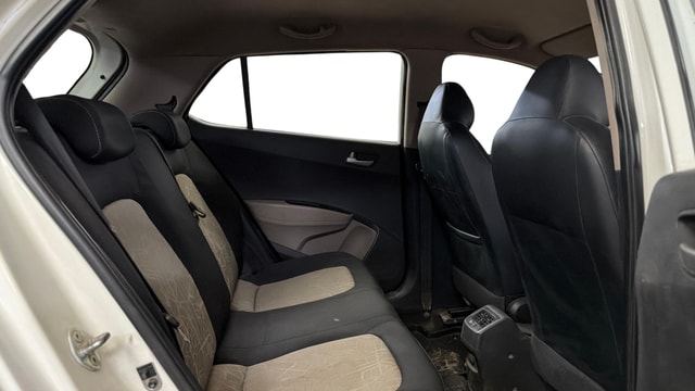 View Hyundai Grand i10 Image 34 Used Hyundai Grand i10 Image 34