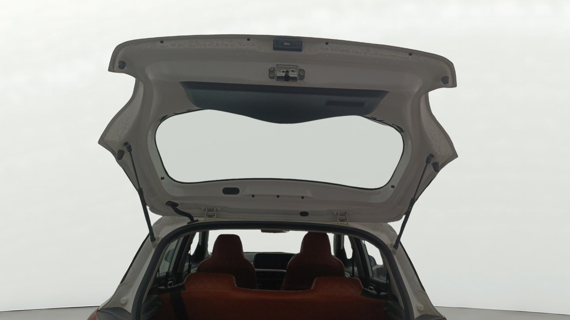 View 2020 Hyundai Grand i10 Nios Sportz Petrol AMT Image 30 Used 2020 Hyundai Grand i10 Nios Sportz Petrol AMT Image 30