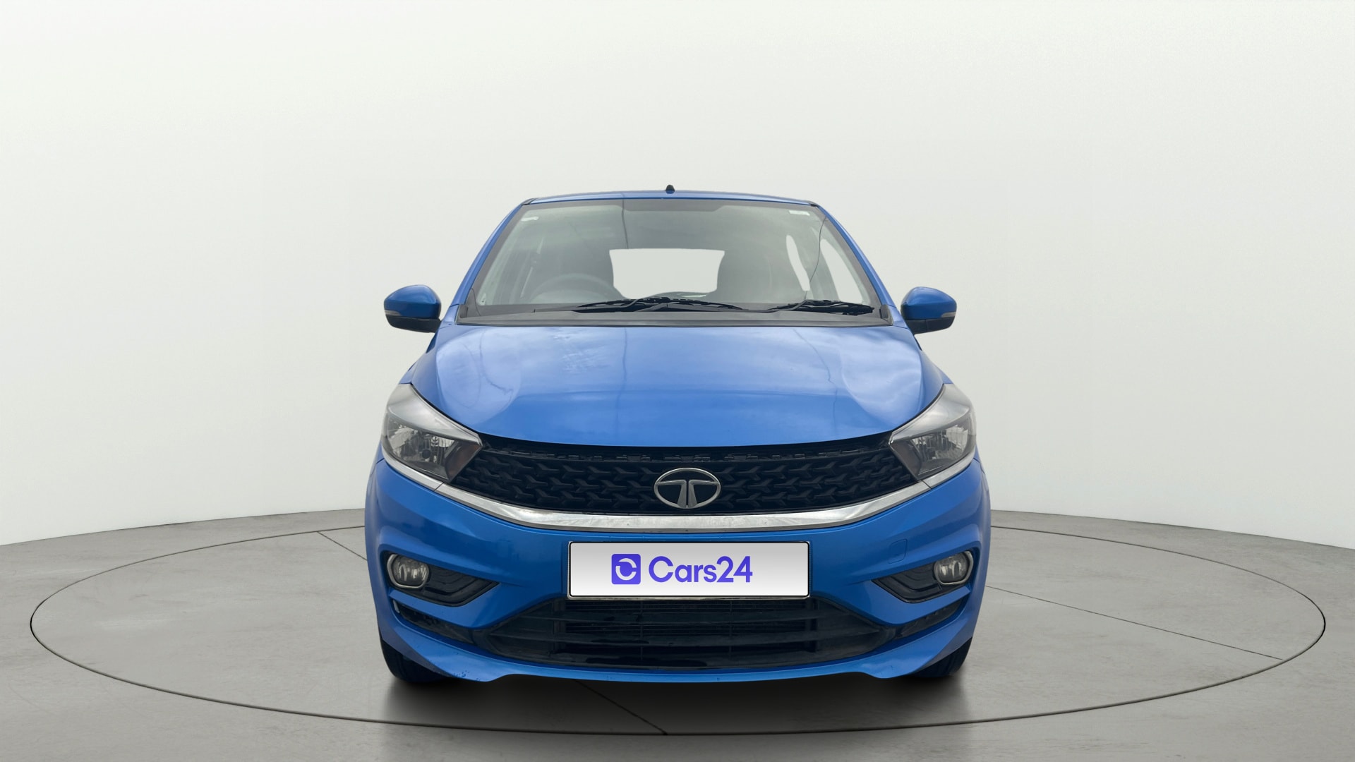 View 2020 Tata Tiago Revotorq XB Image 1 Used 2020 Tata Tiago Revotorq XB Image 1