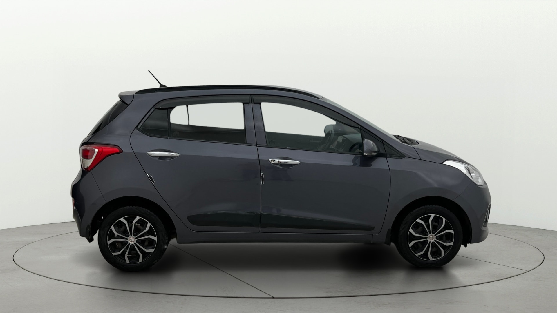 View 2014 Hyundai Grand i10 Sportz 1.2 Kappa Image 26 Used 2014 Hyundai Grand i10 Sportz 1.2 Kappa Image 26