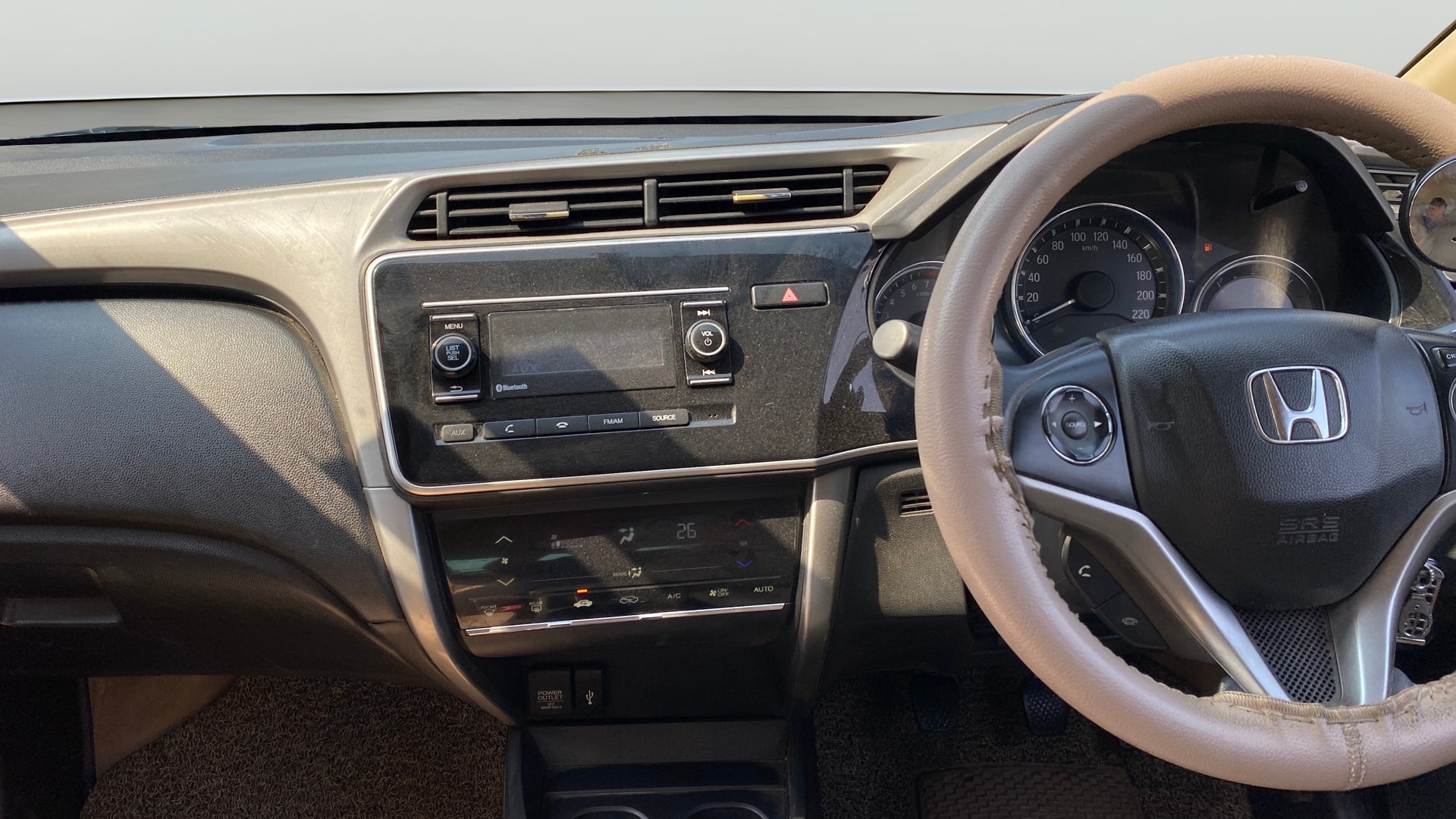 View 2020 Honda City ZX MT Diesel Anniversary Edition Image 18 Used 2020 Honda City ZX MT Diesel Anniversary Edition Image 18