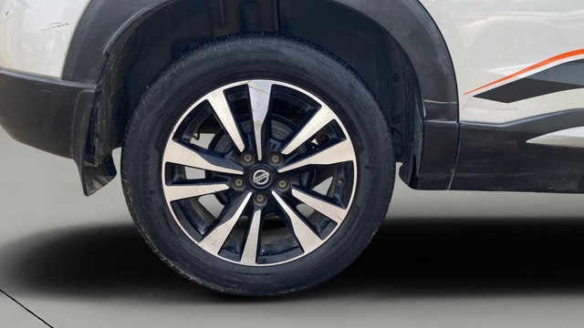 View Nissan Kicks Image 33 Used Nissan Kicks Image 33