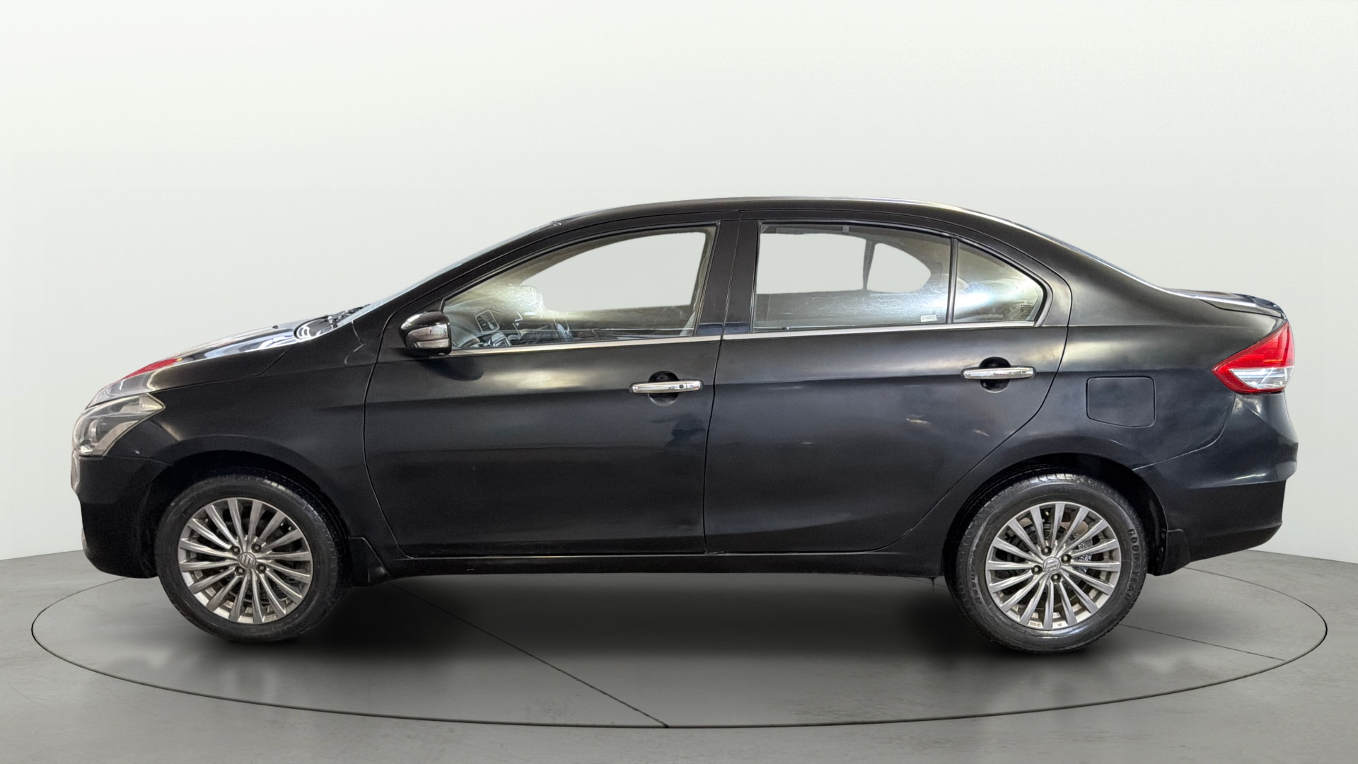 View 2017 Maruti Suzuki 1000 Base Variant Image 5 Used 2017 Maruti Suzuki 1000 Base Variant Image 5