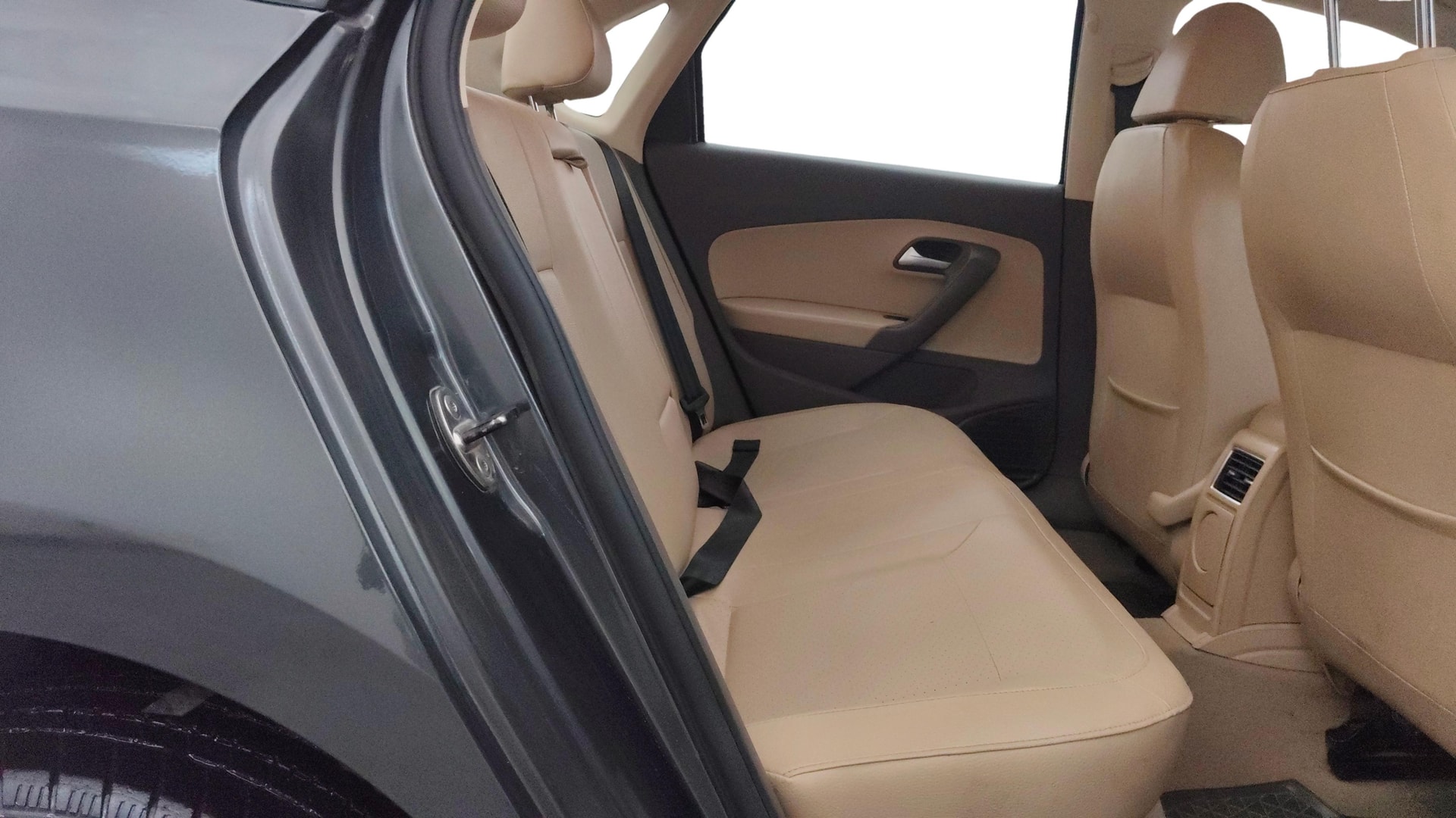 View 2016 Volkswagen Vento 1.2 L TSI Comfortline Petrol AT Image 28 Used 2016 Volkswagen Vento 1.2 L TSI Comfortline Petrol AT Image 28