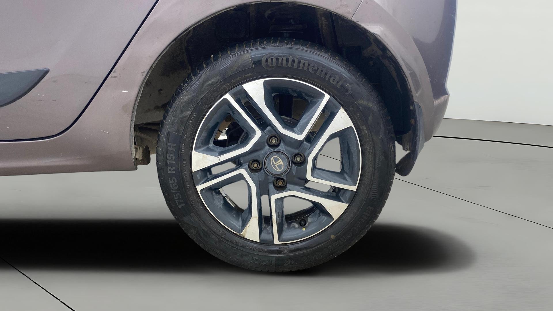 View 2020 Tata Tiago Revotorq XB Image 11 Used 2020 Tata Tiago Revotorq XB Image 11