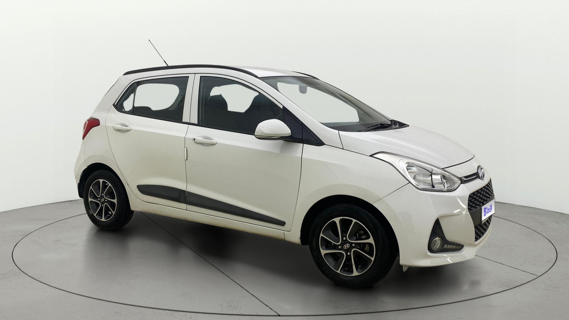 View 2017 Hyundai Grand i10 1.2 Sportz Petrol AT Image 36 Used 2017 Hyundai Grand i10 1.2 Sportz Petrol AT Image 36