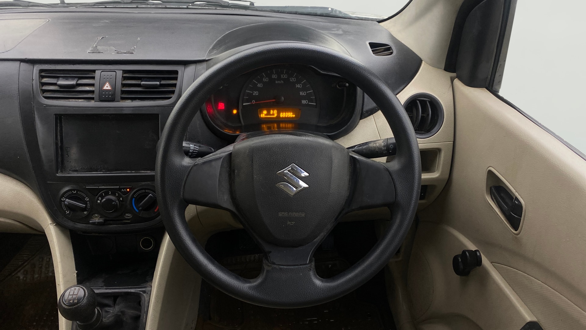 View 2019 Maruti Suzuki 1000 Base Variant Image 20 Used 2019 Maruti Suzuki 1000 Base Variant Image 20