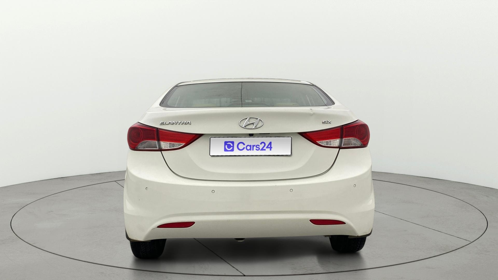 View 2013 Hyundai Elantra 1.6 CRDi S Image 41 Used 2013 Hyundai Elantra 1.6 CRDi S Image 41