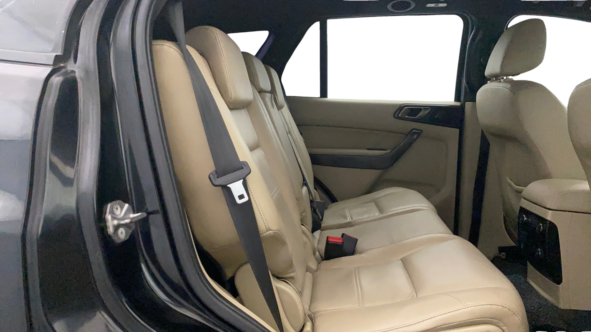 View 2018 Ford Endeavour 3.2L AWD AT Titanium Image 37 Used 2018 Ford Endeavour 3.2L AWD AT Titanium Image 37