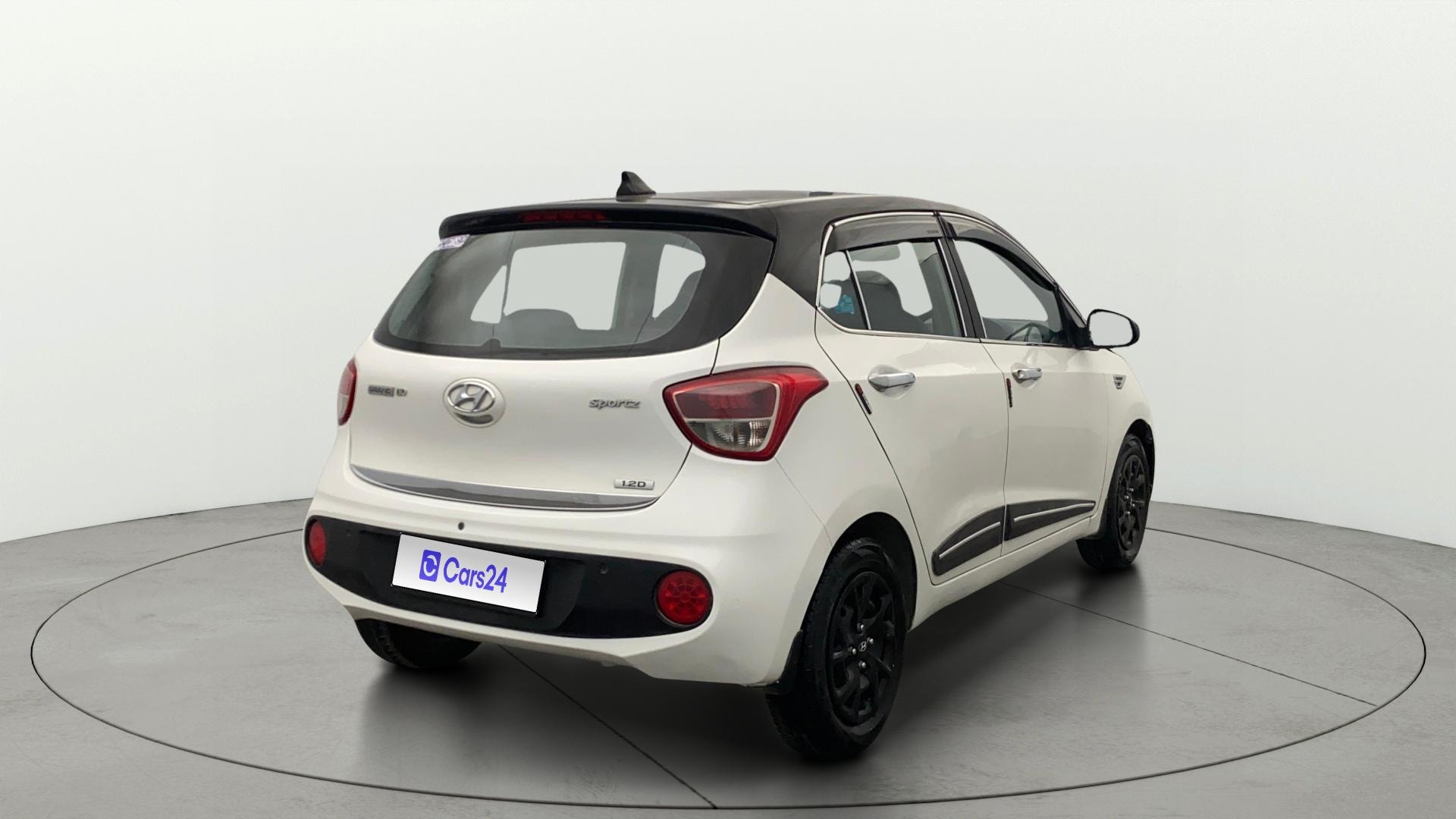 View 2018 Hyundai Grand i10 1.2 Sportz Diesel Image 42 Used 2018 Hyundai Grand i10 1.2 Sportz Diesel Image 42