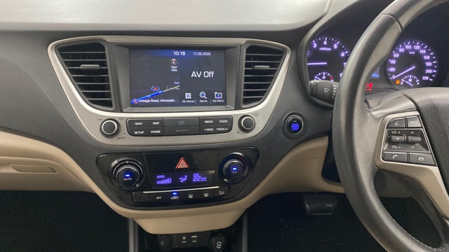 View Hyundai Verna Image 18 Used Hyundai Verna Image 18