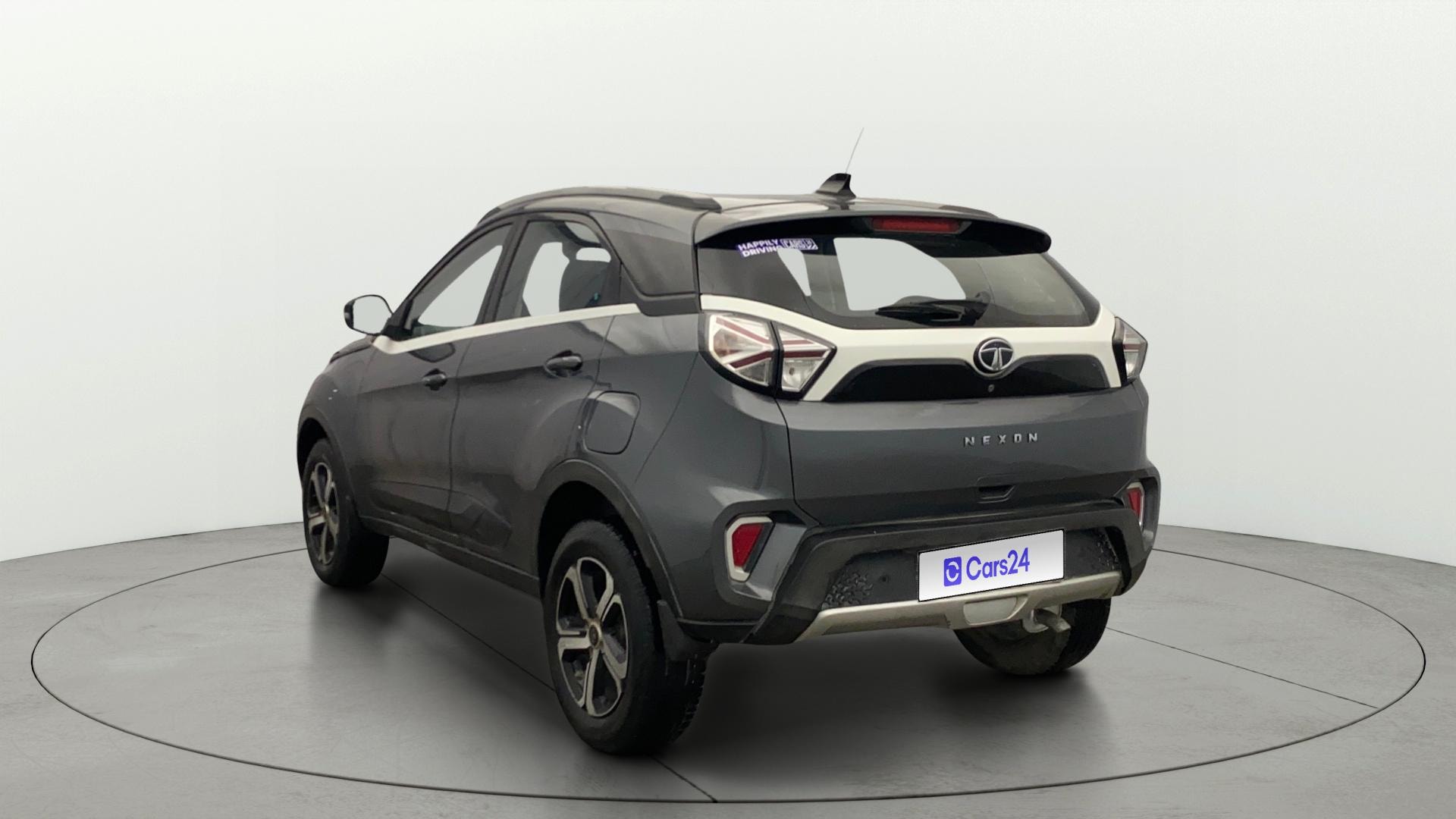 View 2021 Tata Nexon Revotron XE Image 2 Used 2021 Tata Nexon Revotron XE Image 2
