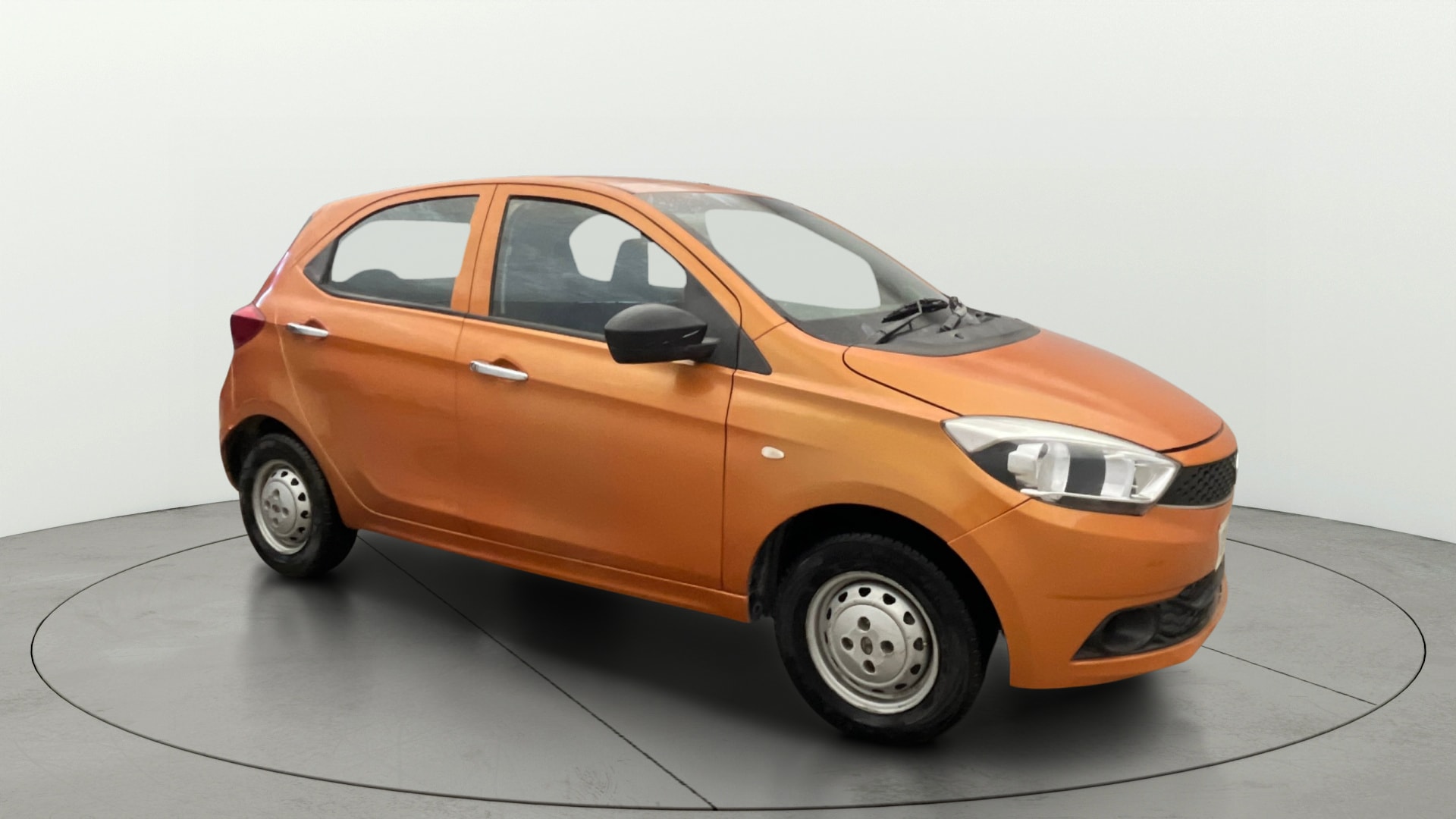 View 2017 Tata Tiago Revotorq XB Image 35 Used 2017 Tata Tiago Revotorq XB Image 35