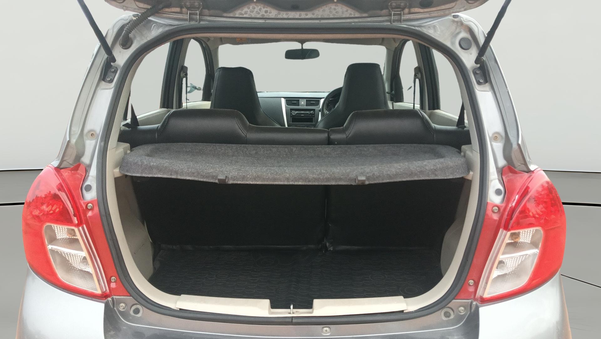 View 2018 Maruti Suzuki 1000 Base Variant Image 36 Used 2018 Maruti Suzuki 1000 Base Variant Image 36