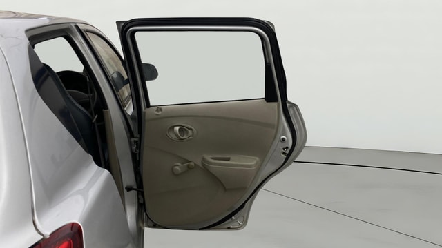 View Datsun Go Image 5 Used Datsun Go Image 5