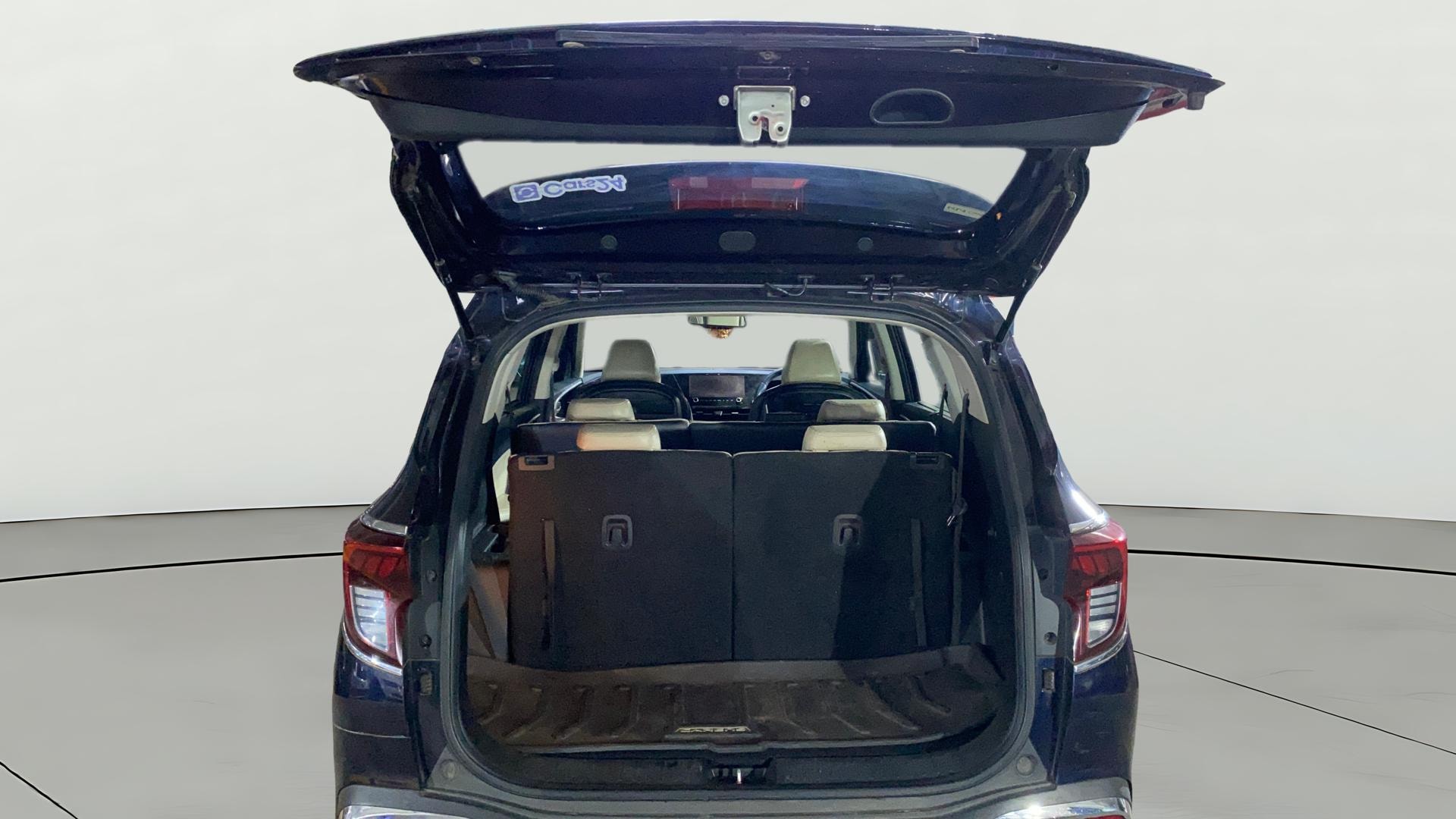 View 2023 Kia Carens Prestige 1.5 Petrol 7 STR Image 43 Used 2023 Kia Carens Prestige 1.5 Petrol 7 STR Image 43