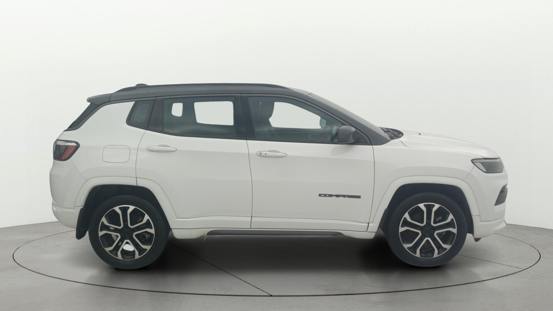 View 2023 Jeep Compass Limited 1.4 Multi AIR Petrol DDCT AT BS IV Image 8 Used 2023 Jeep Compass Limited 1.4 Multi AIR Petrol DDCT AT BS IV Image 8