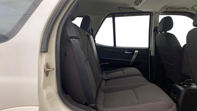 View Tata Aria Image 36 Used Tata Aria Image 36