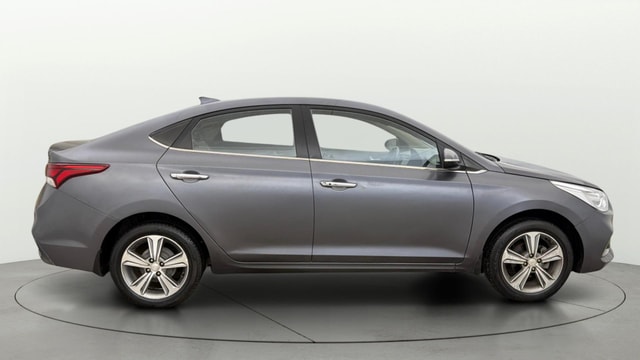 View Hyundai Verna Image 9 Used Hyundai Verna Image 9