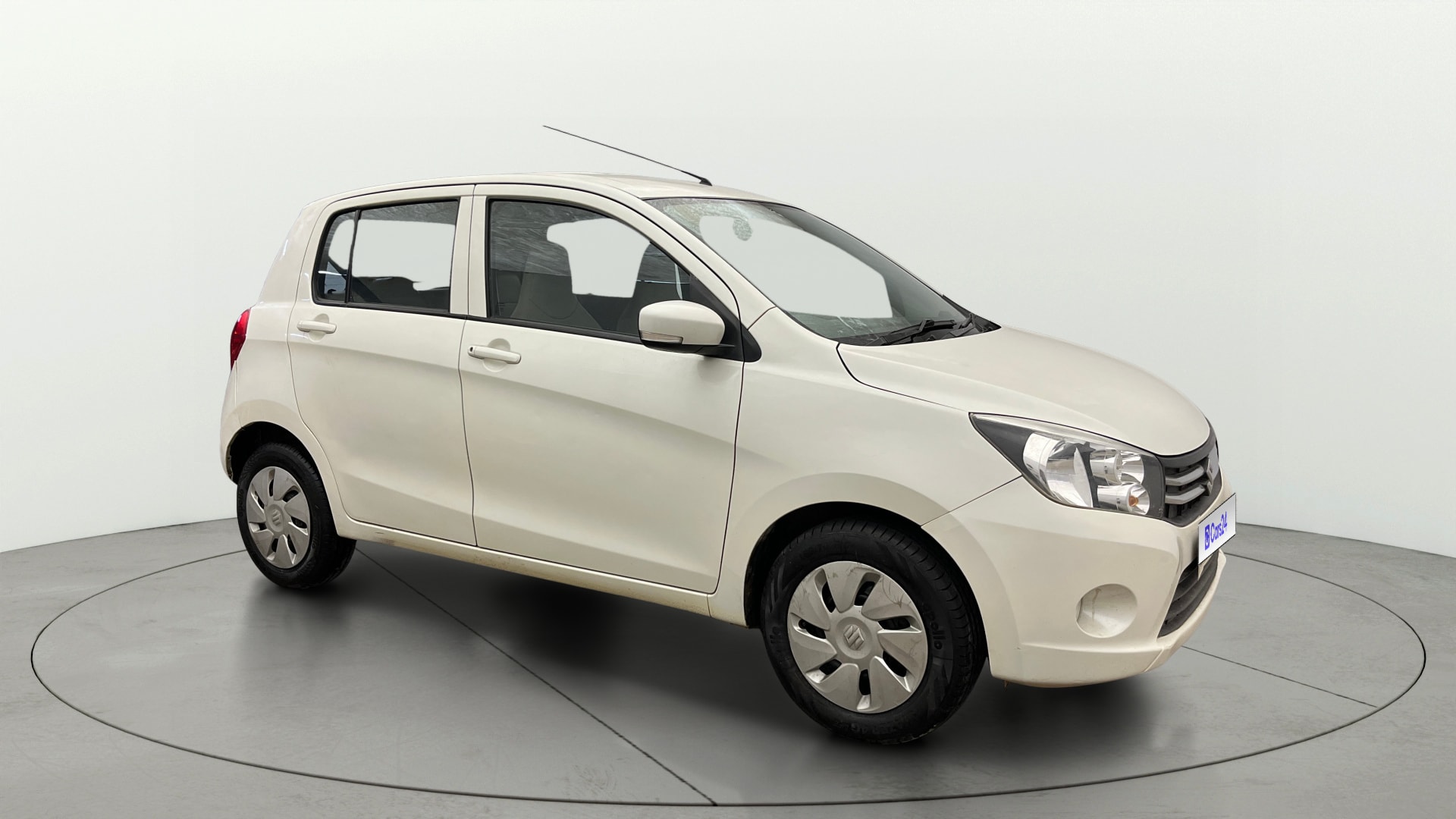 View 2017 Maruti Suzuki 1000 Base Variant Image 35 Used 2017 Maruti Suzuki 1000 Base Variant Image 35