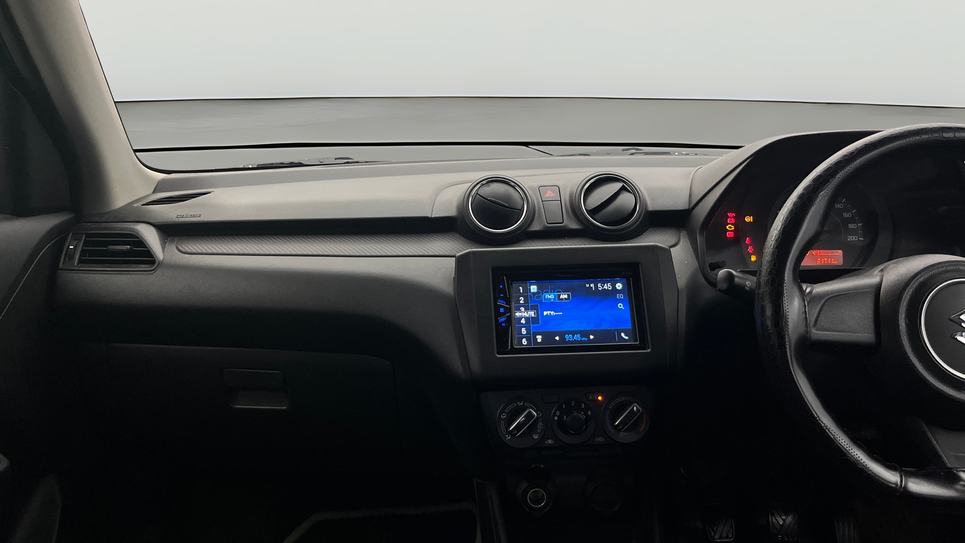 View 2023 Maruti Suzuki 1000 Base Variant Image 17 Used 2023 Maruti Suzuki 1000 Base Variant Image 17