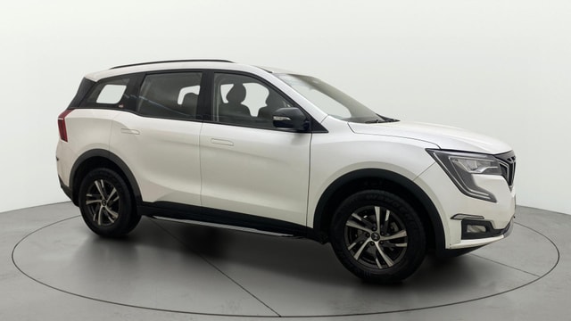 View Mahindra XUV700 Image 37 Used Mahindra XUV700 Image 37