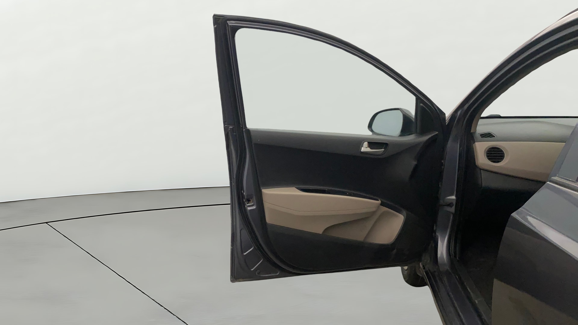 View 2015 Hyundai Grand i10 Sportz 1.2 Kappa Image 30 Used 2015 Hyundai Grand i10 Sportz 1.2 Kappa Image 30