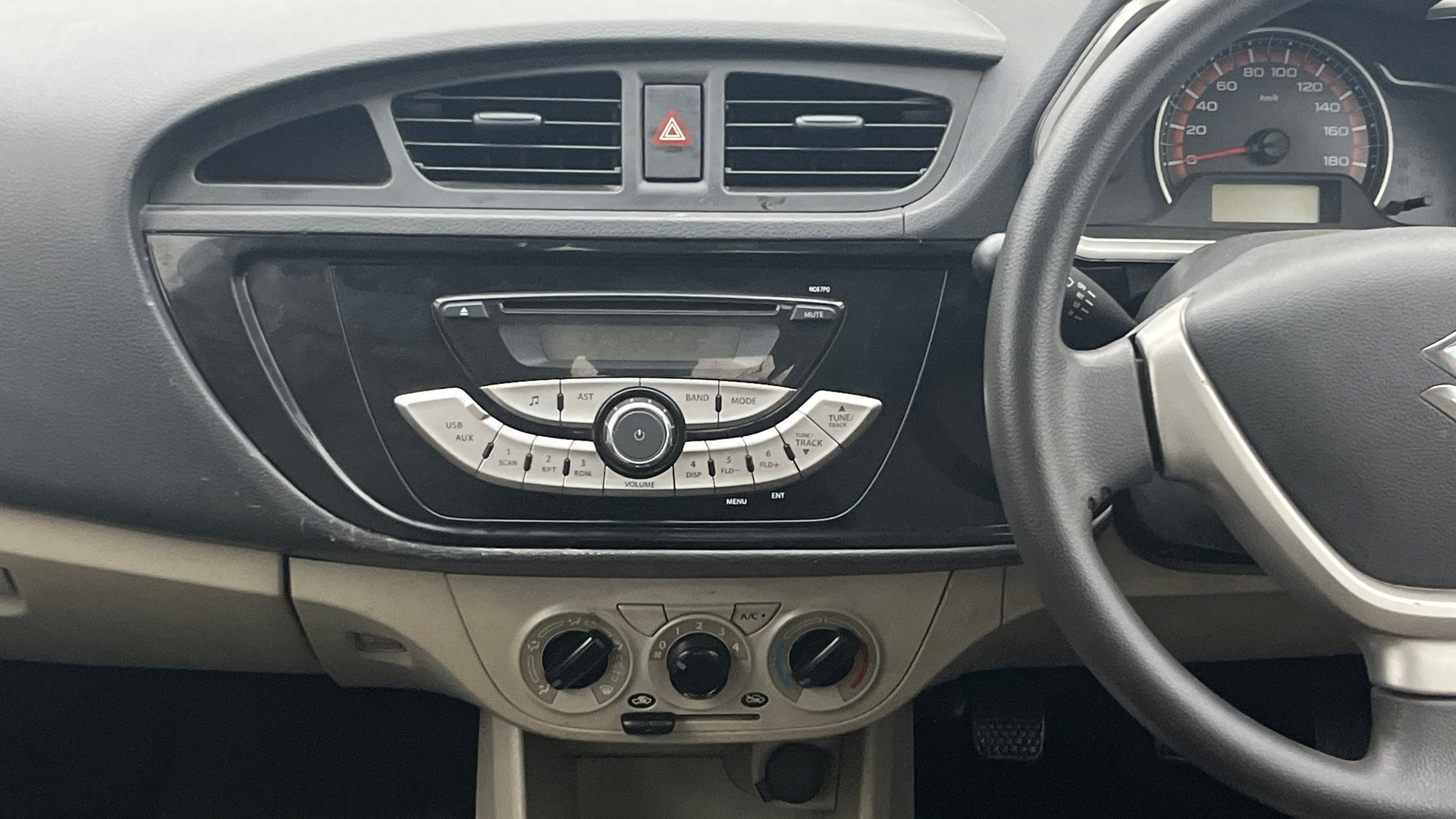 View 2017 Maruti Suzuki Alto K10 LX Image 17 Used 2017 Maruti Suzuki Alto K10 LX Image 17