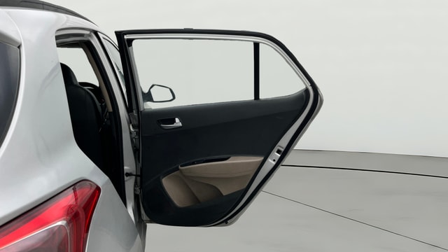 View Hyundai Grand i10 Image 7 Used Hyundai Grand i10 Image 7