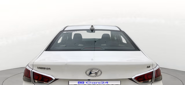 View Hyundai Verna Image 4 Used Hyundai Verna Image 4