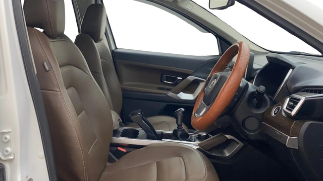View Tata Harrier Image 28 Used Tata Harrier Image 28