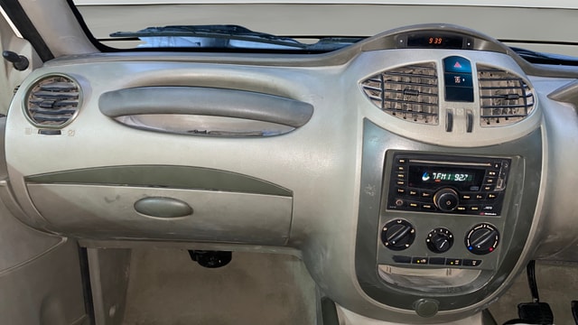 View Mahindra Quanto Image 18 Used Mahindra Quanto Image 18