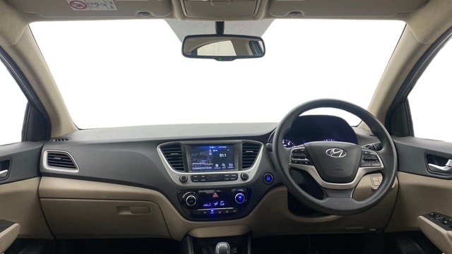 View Hyundai Verna Image 16 Used Hyundai Verna Image 16