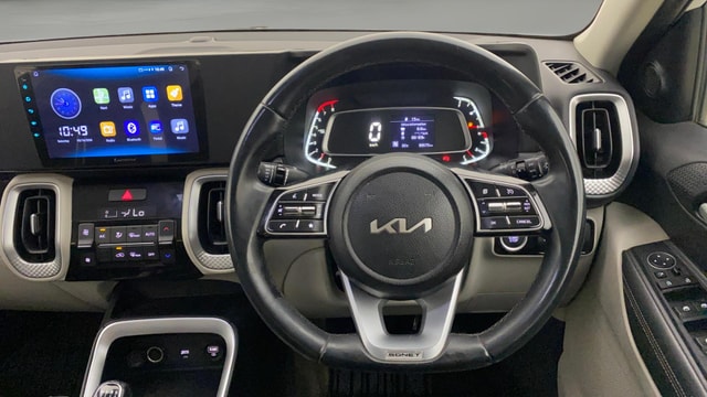 View Kia Sonet Image 13 Used Kia Sonet Image 13