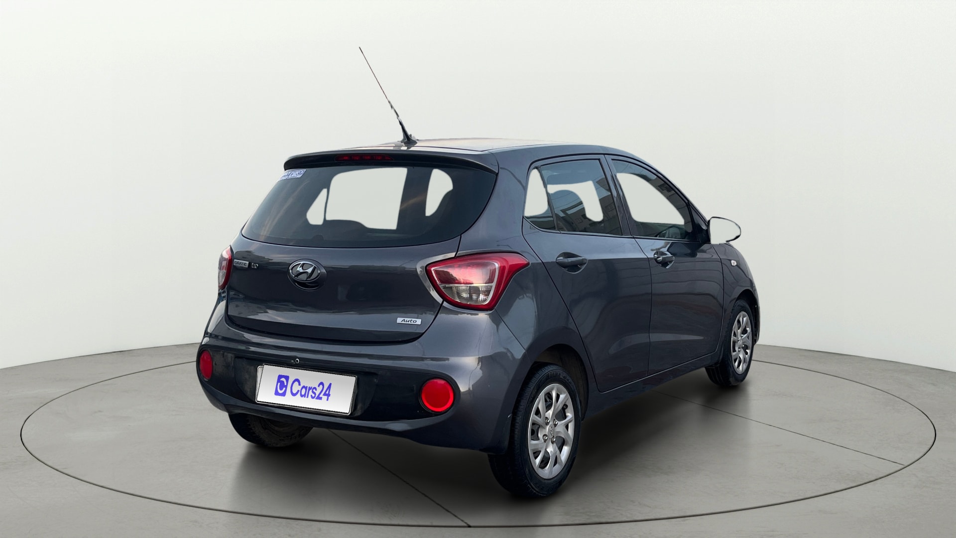 View 2017 Hyundai Grand i10 1.2 Magna Petrol AT Image 42 Used 2017 Hyundai Grand i10 1.2 Magna Petrol AT Image 42