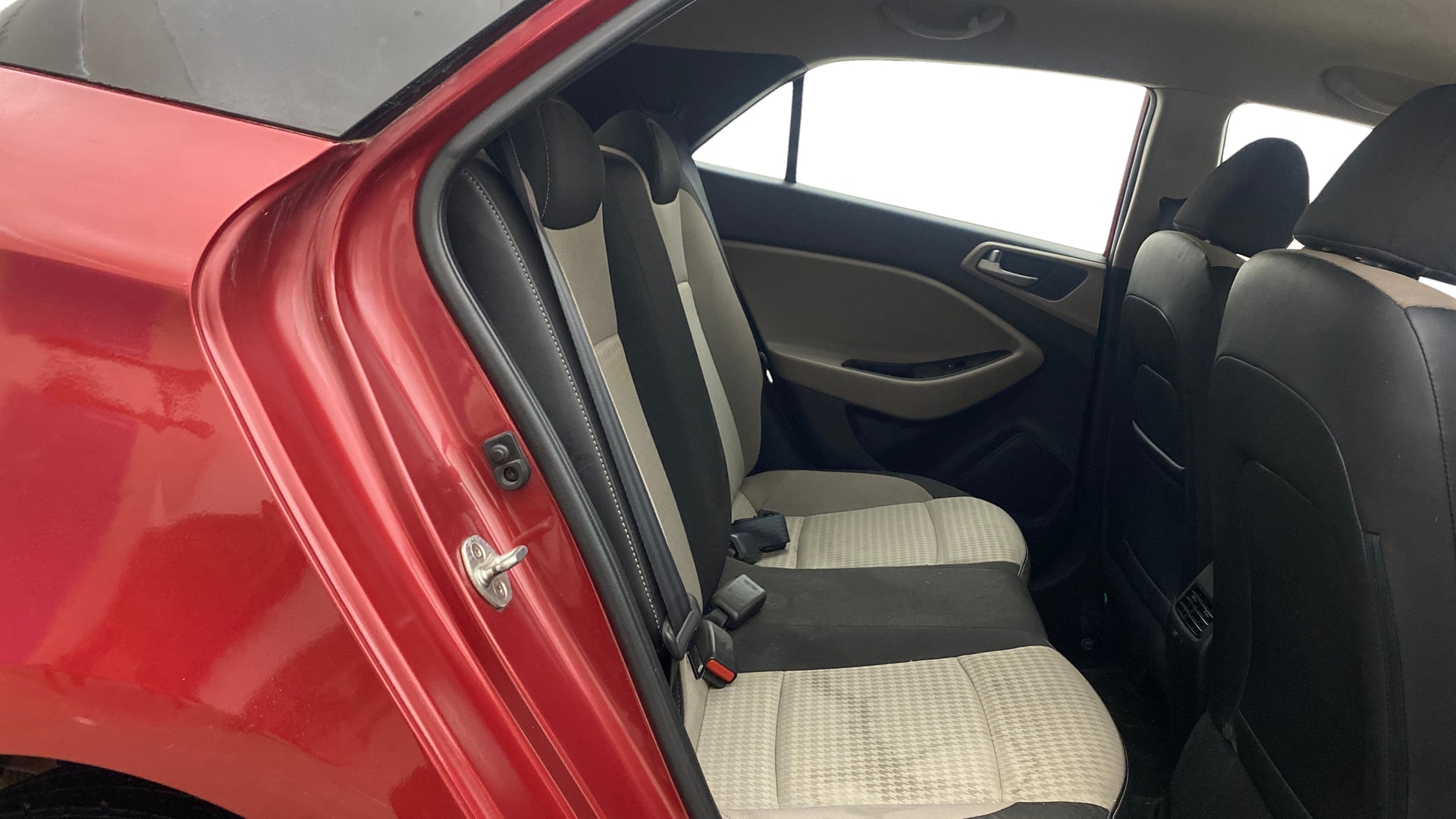 View 2019 Hyundai Elite i20 1.2 Sportz Plus Petrol Image 30 Used 2019 Hyundai Elite i20 1.2 Sportz Plus Petrol Image 30