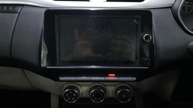 View Renault Triber Image 33 Used Renault Triber Image 33