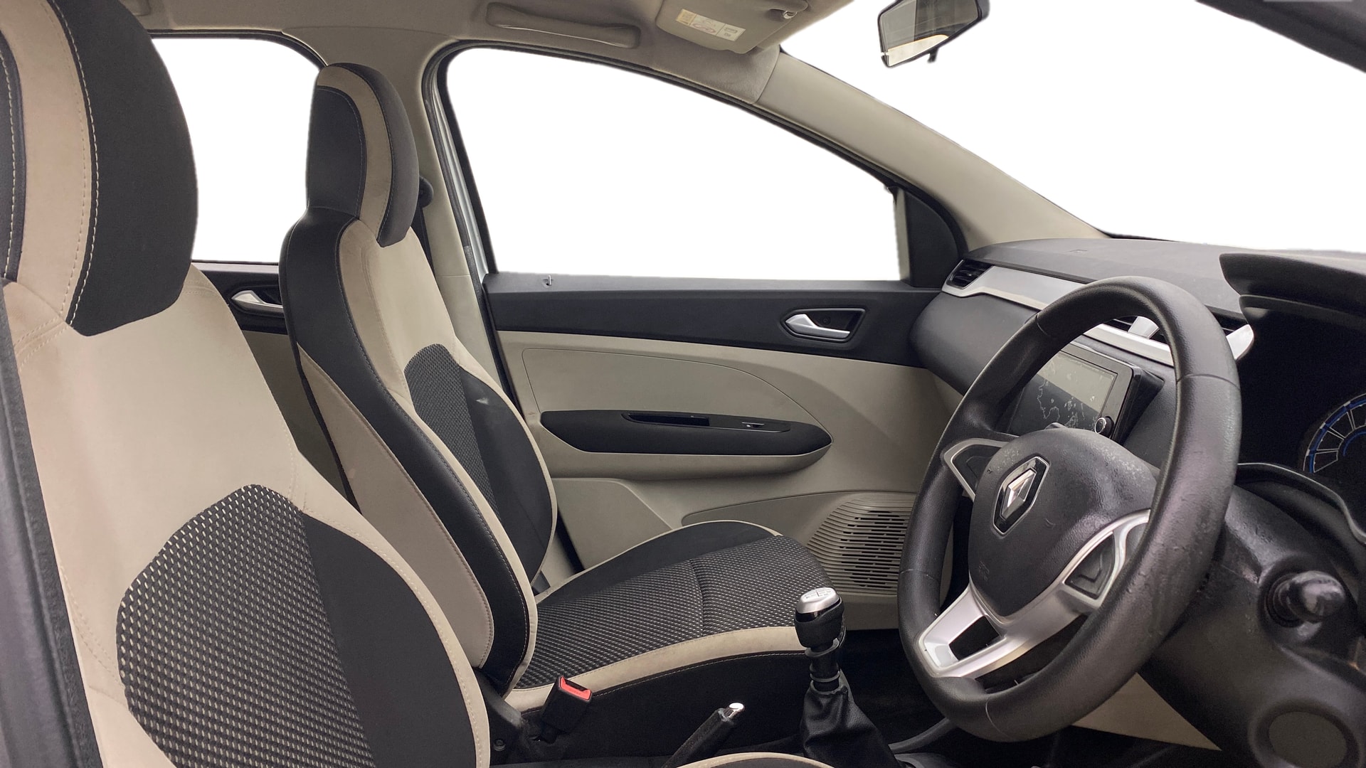 View 2020 Renault Triber RXZ Image 18 Used 2020 Renault Triber RXZ Image 18