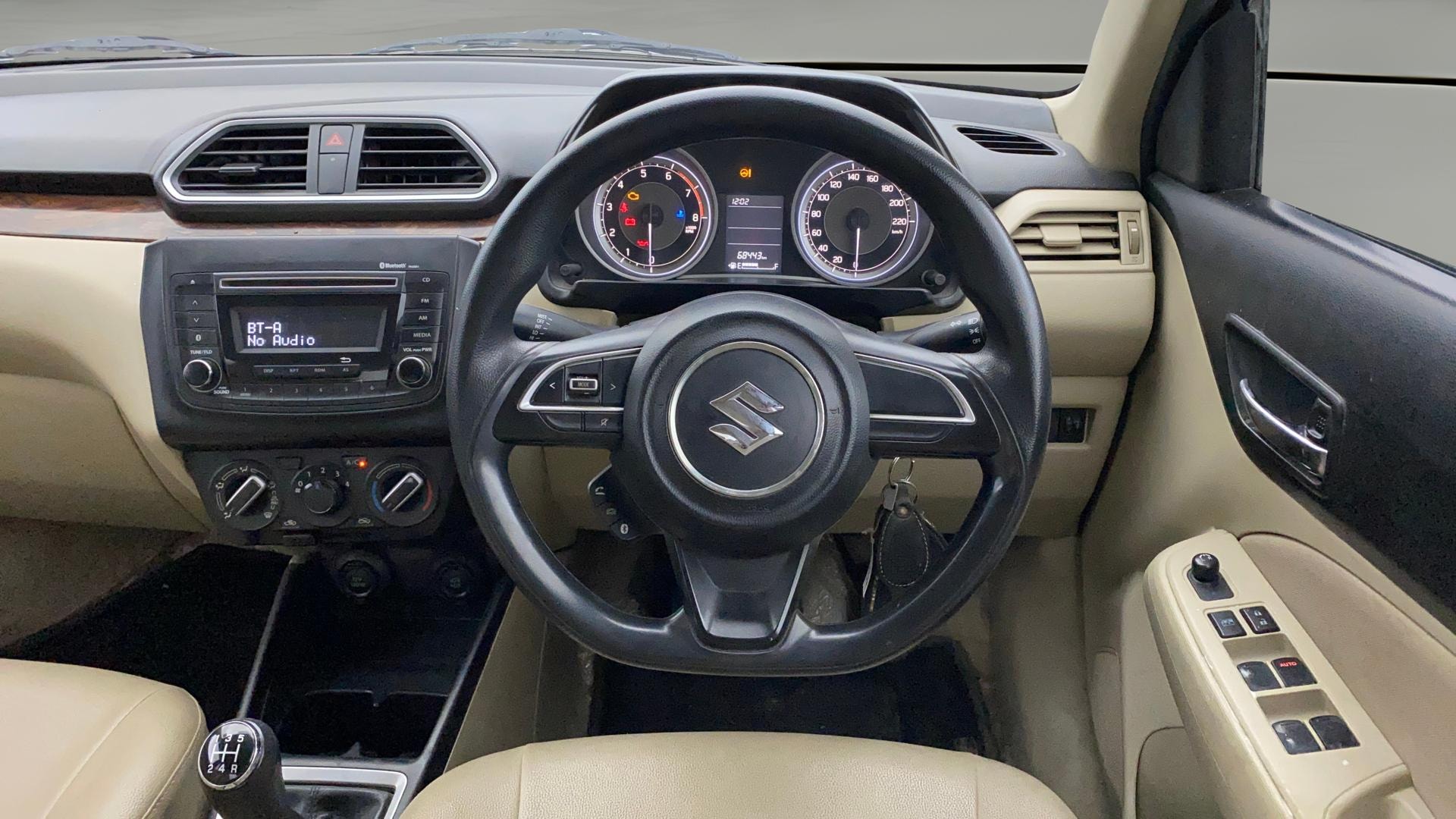 View 2017 Maruti Suzuki 1000 Base Variant Image 20 Used 2017 Maruti Suzuki 1000 Base Variant Image 20