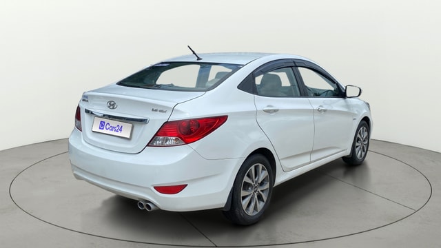 View Hyundai Fluidic Verna Image 43 Used Hyundai Fluidic Verna Image 43